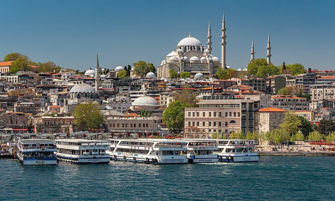 Istanbul Beyond the Crowds: 9 Places for Muslim Travellers
