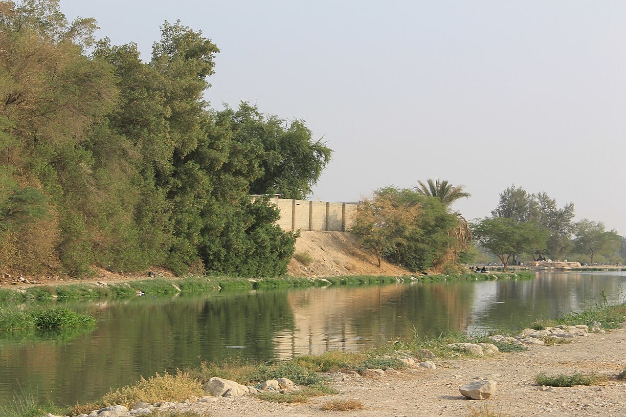 Trees and water along Wadi Hanifa in Riyadh