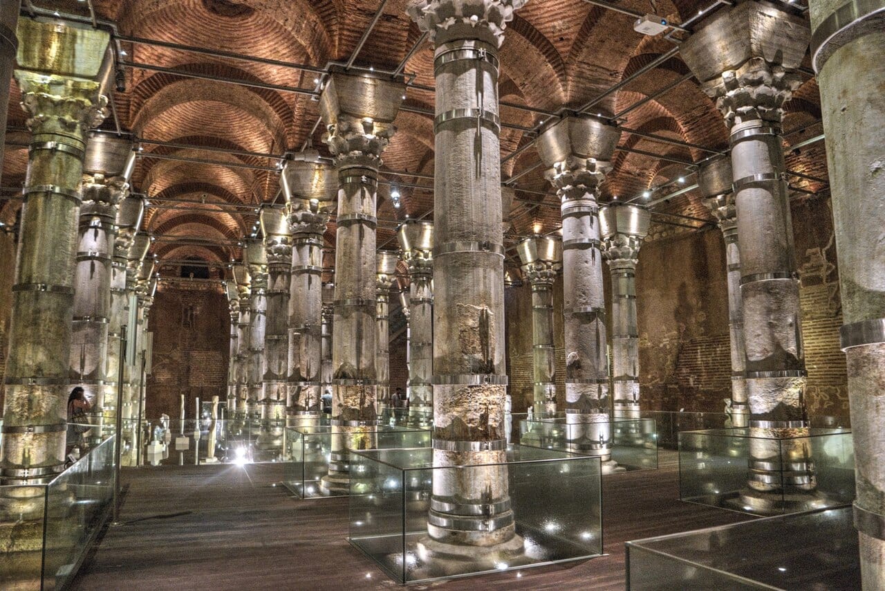 Lit columns reflected in the water of the Theodosius (Şerefiye) Cistern